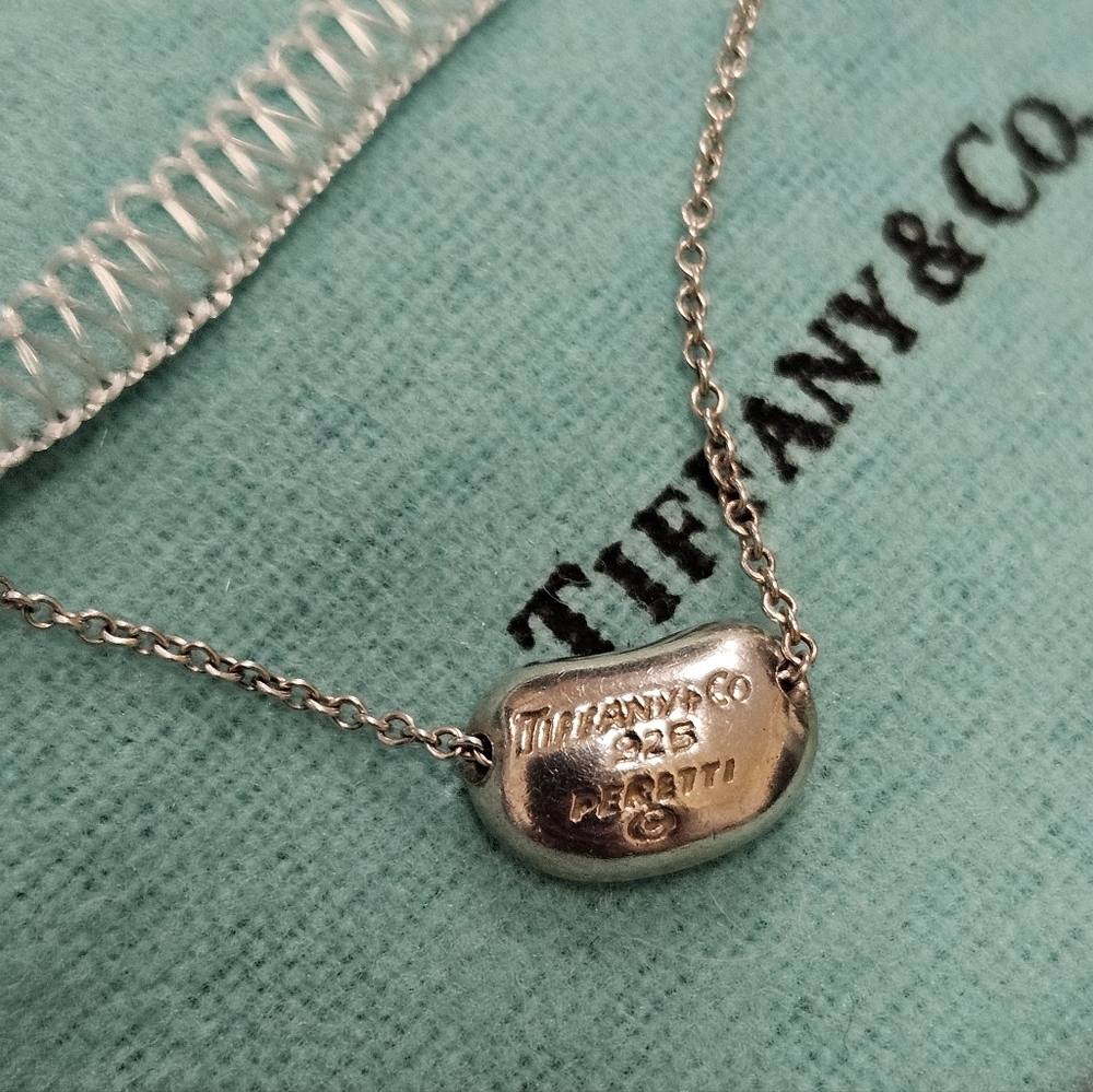 Tiffany & Co. 925 Sterling Silver Bean Pendant & 16" Chain FULL INCLUSION - Picture 4 of 12